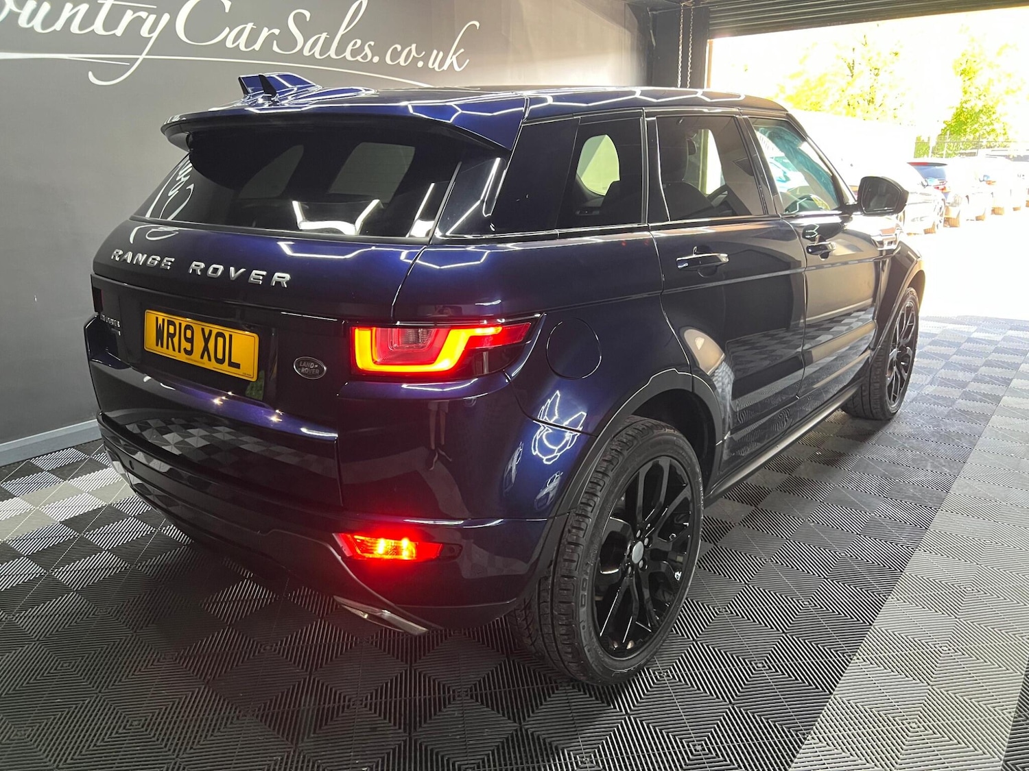 Used Land Rover Range Rover Evoque 2019 for sale - 76644947: Photo 5
