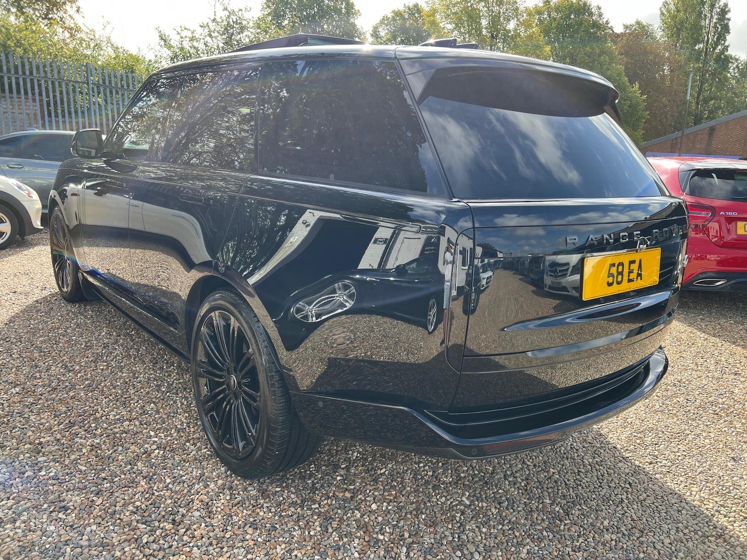 Used Land Rover Range Rover 2022 for sale - 77290678: Photo 3