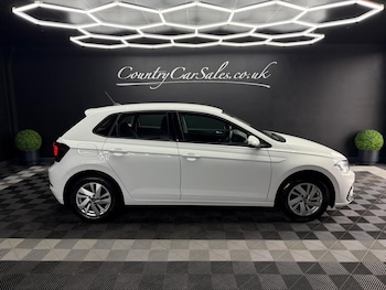 Used Volkswagen Polo 2022 for sale - 77729869: Photo