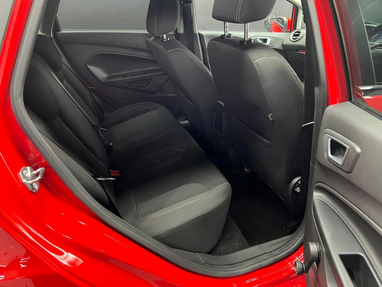 Used Ford Fiesta 2016 for sale - 76765482: Photo 38