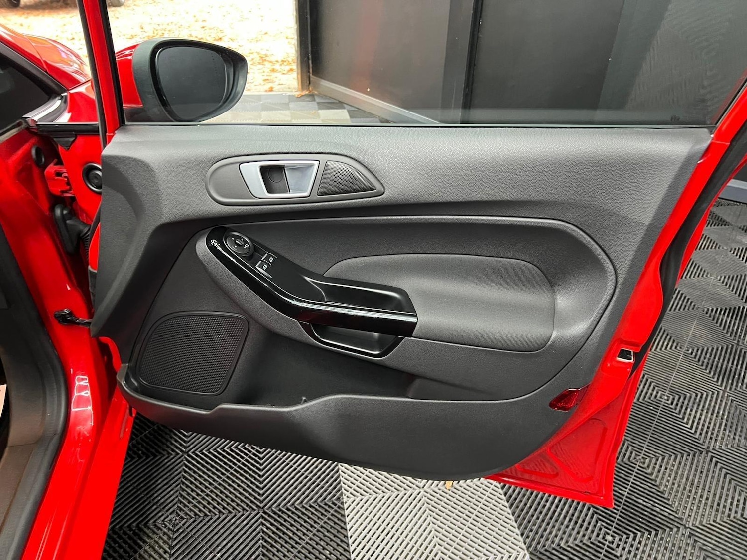 Used Ford Fiesta 2016 for sale - 76765482: Photo 42