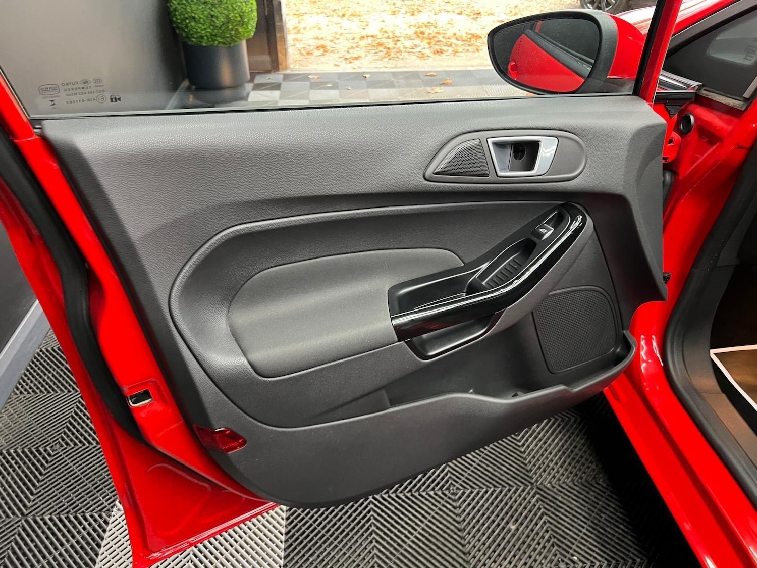 Used Ford Fiesta 2016 for sale - 76765482: Photo 46