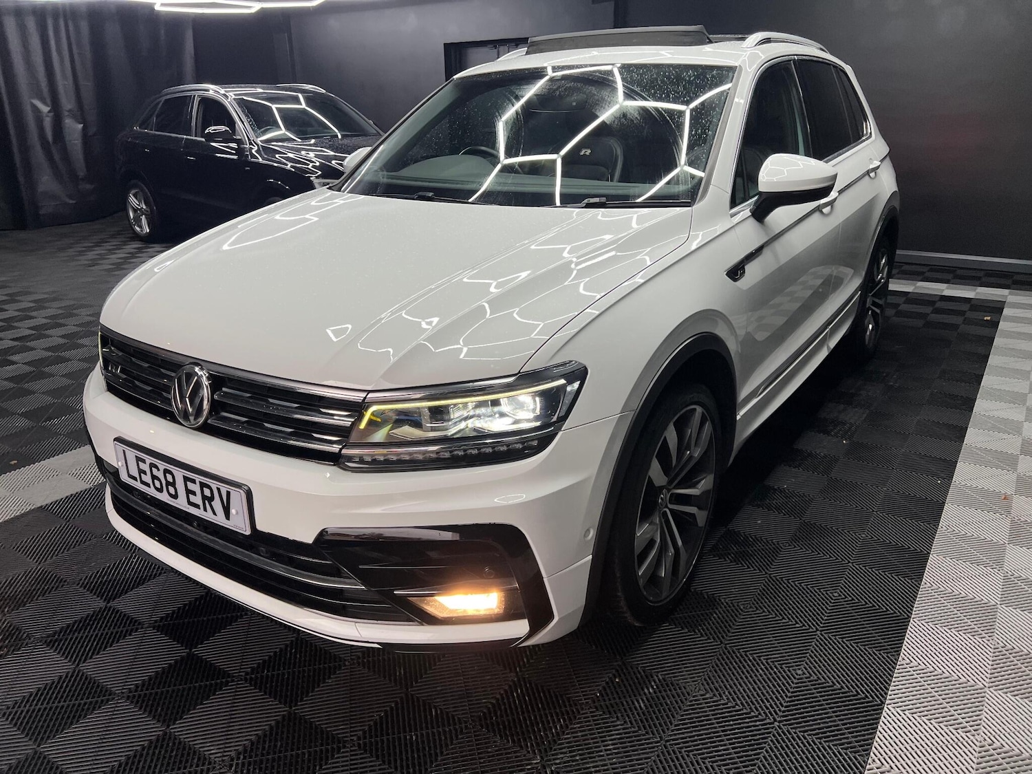 Used Volkswagen Tiguan 2019 for sale - 76647451: Photo 7