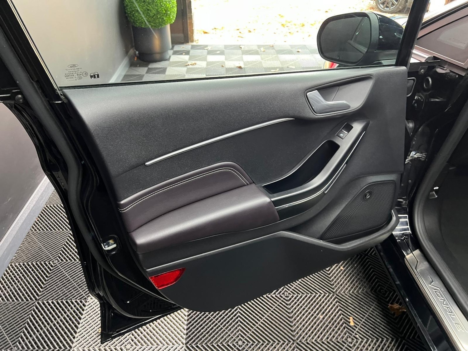 Used Ford Fiesta 2019 for sale - 76647605: Photo 47