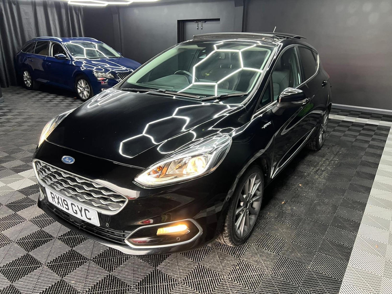 Used Ford Fiesta 2019 for sale - 76647605: Photo 5