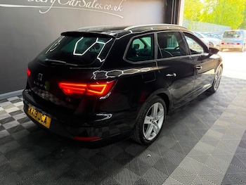 Used SEAT Leon 2019 for sale - 79350390: Photo