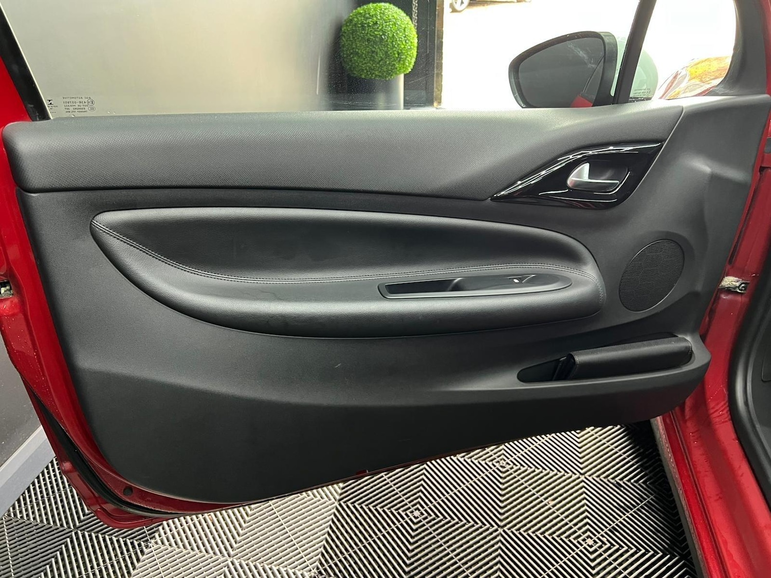 Used DS Automobiles DS 3 2016 for sale - 76715393: Photo 35