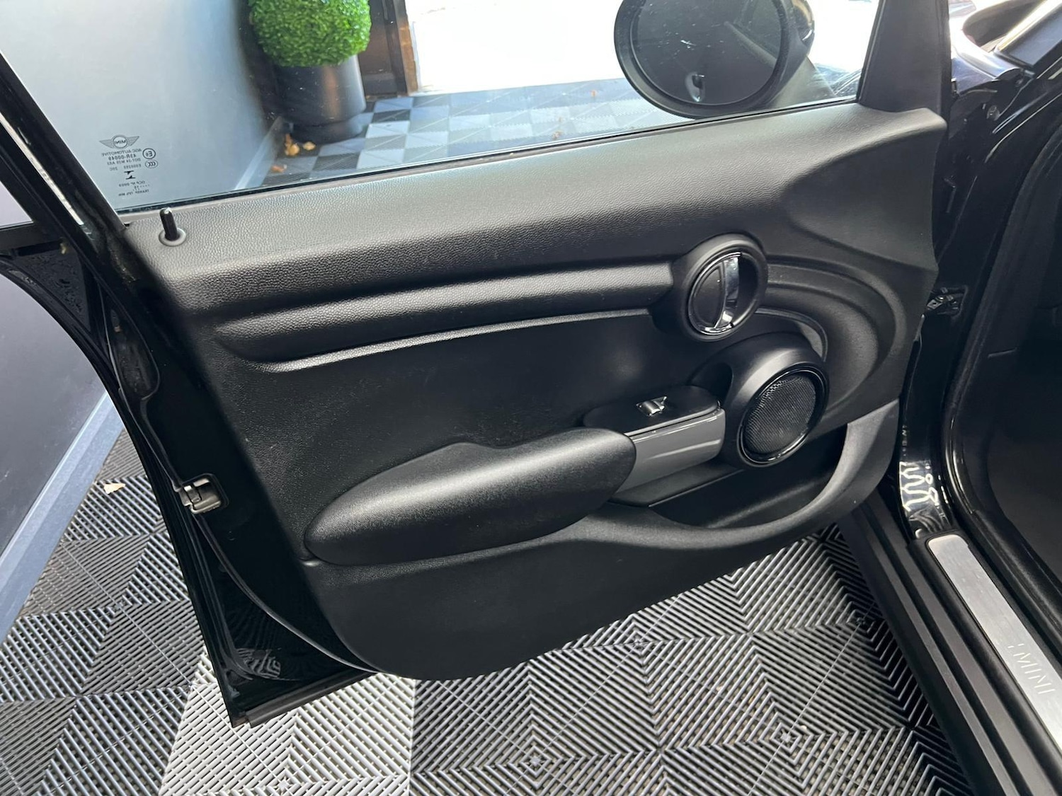 Used MINI Hatch 2015 for sale - 76645482: Photo 51