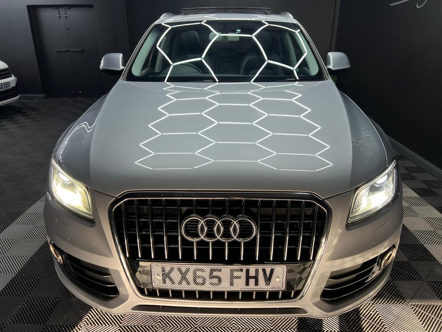 Used Audi Q5 2023 for sale - 76912828: Photo 9