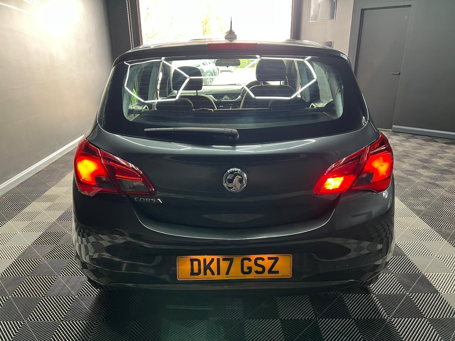 Used Vauxhall Corsa 2017 for sale - 76647621: Photo 11