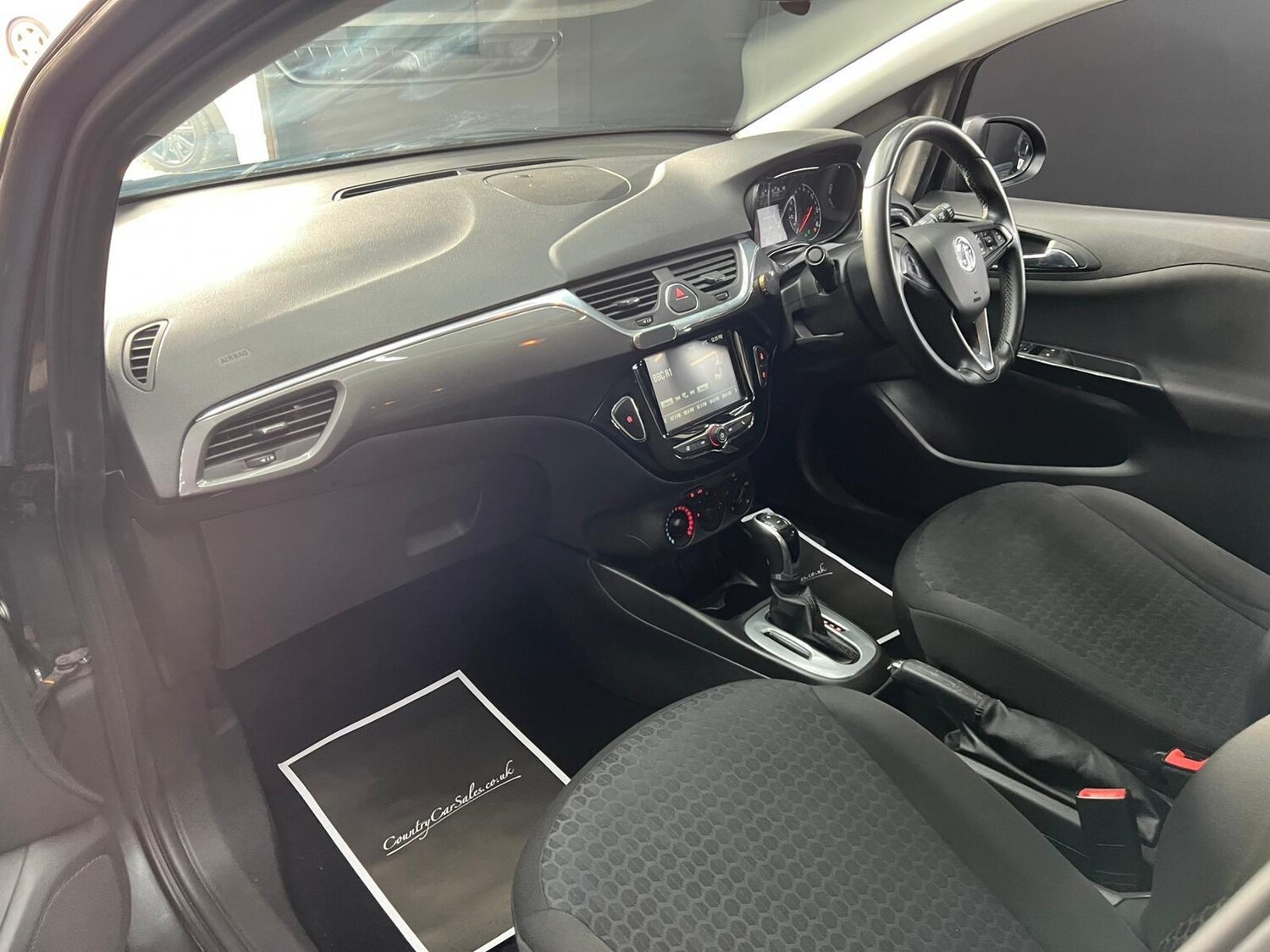 Used Vauxhall Corsa 2017 for sale - 76647621: Photo 29