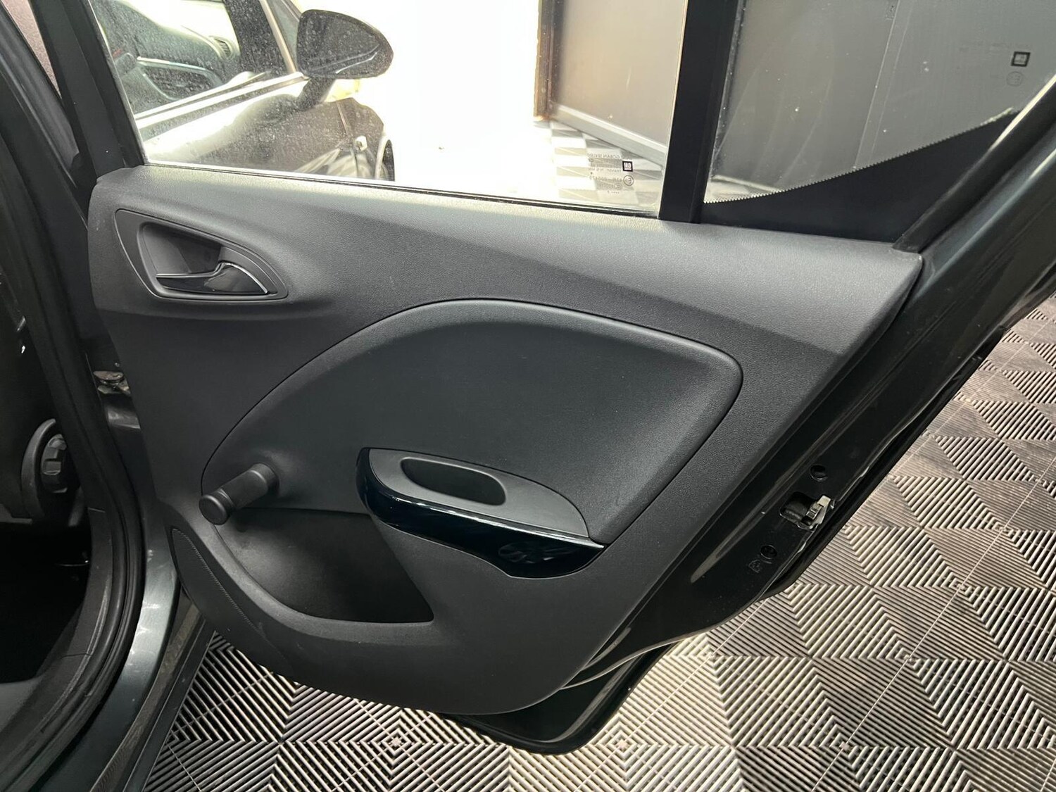 Used Vauxhall Corsa 2017 for sale - 76647621: Photo 42