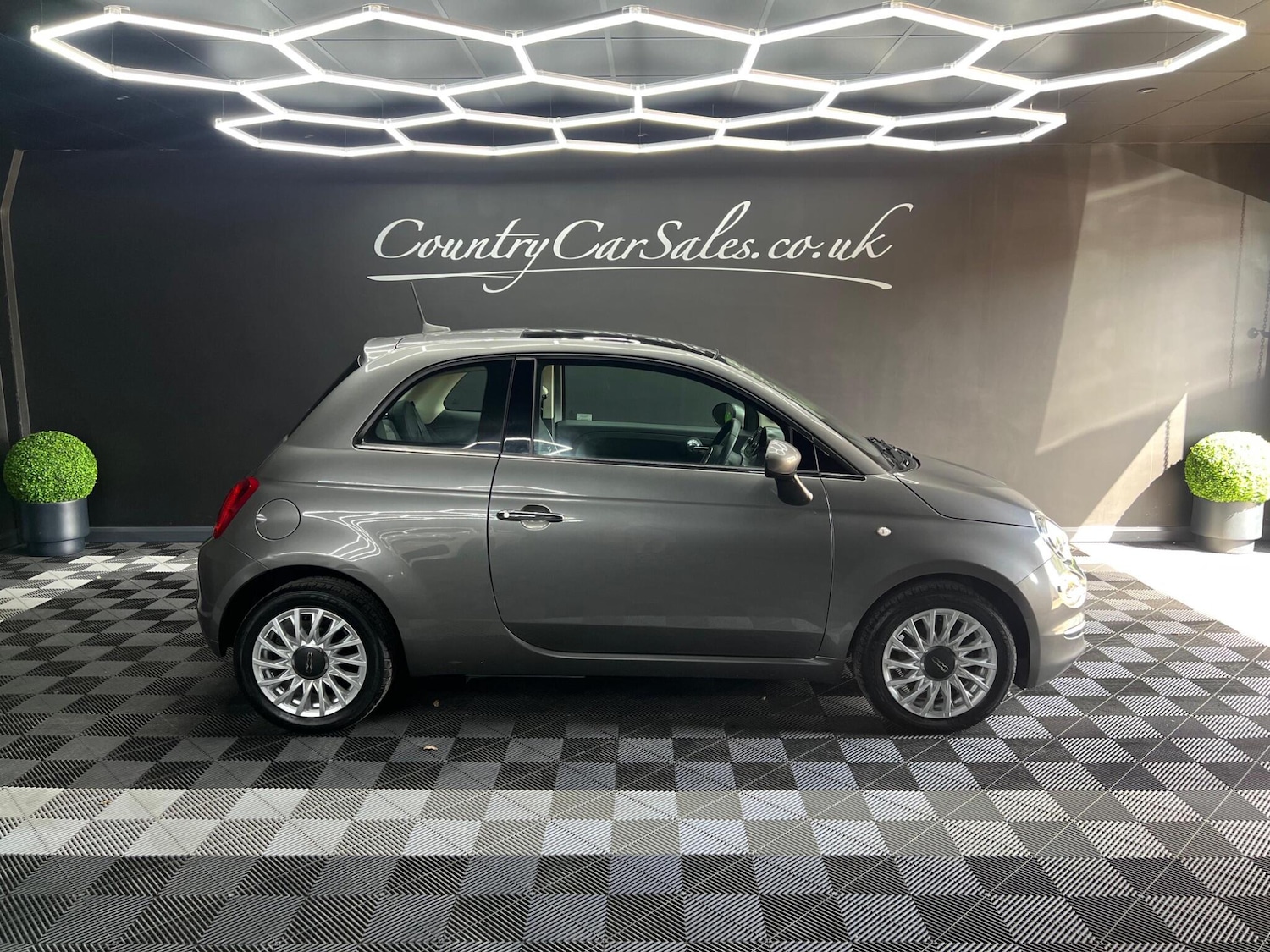 Used Fiat 500 2017 for sale - 76647583: Photo 1