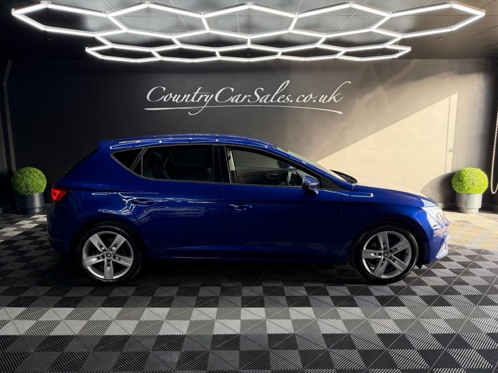 Used SEAT Leon 2019 for sale - 77729924: Photo 1