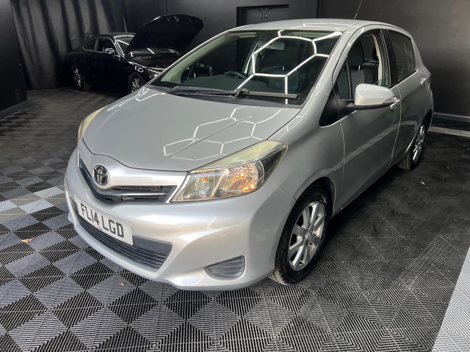 Used Toyota Yaris 2014 for sale - 76647476: Photo 9