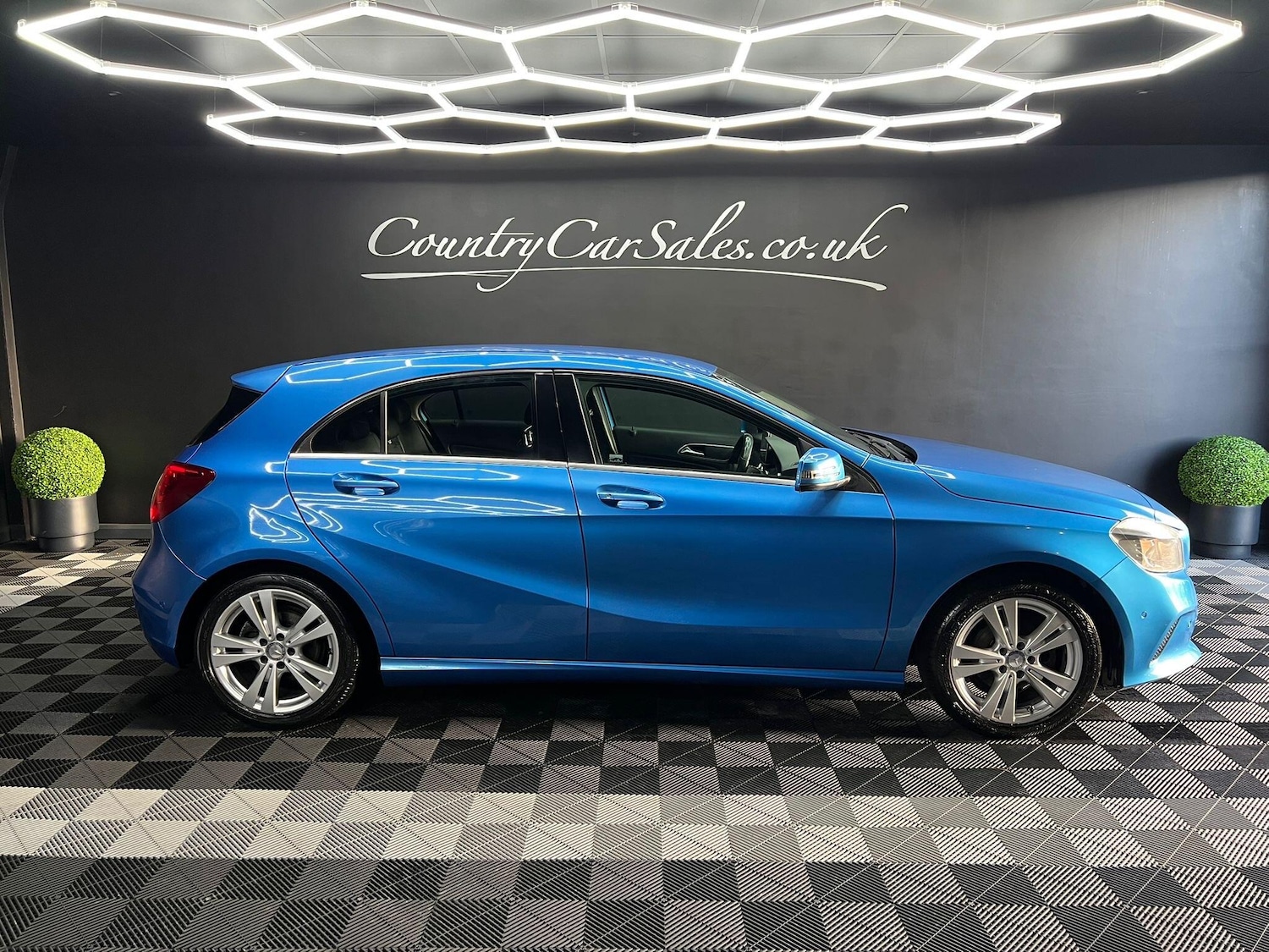 Used Mercedes-Benz A-Class 2016 for sale - 76886684: Photo 1