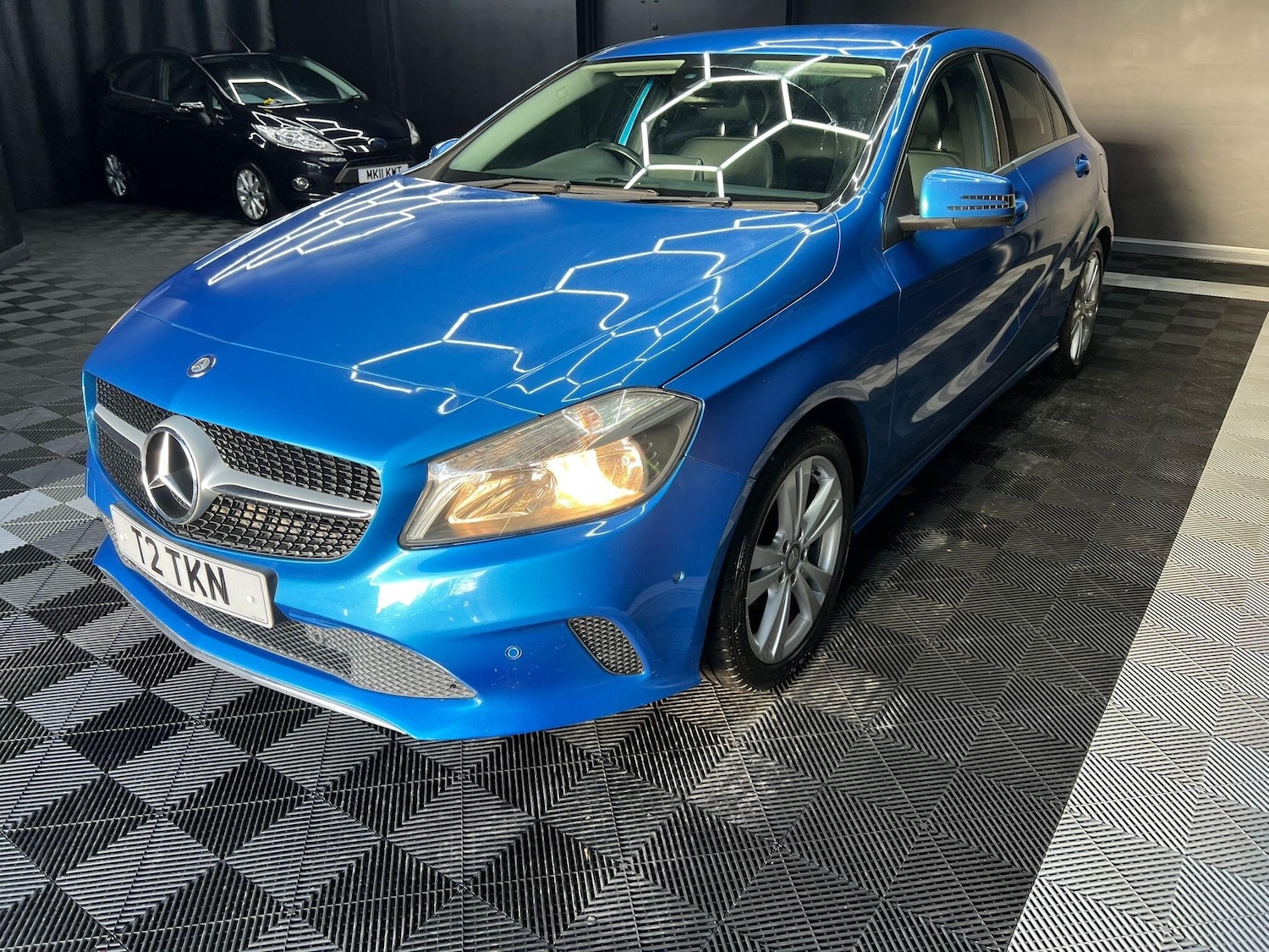 Used Mercedes-Benz A-Class 2016 for sale - 76886684: Photo 5