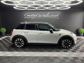 MINI Hatch feature image