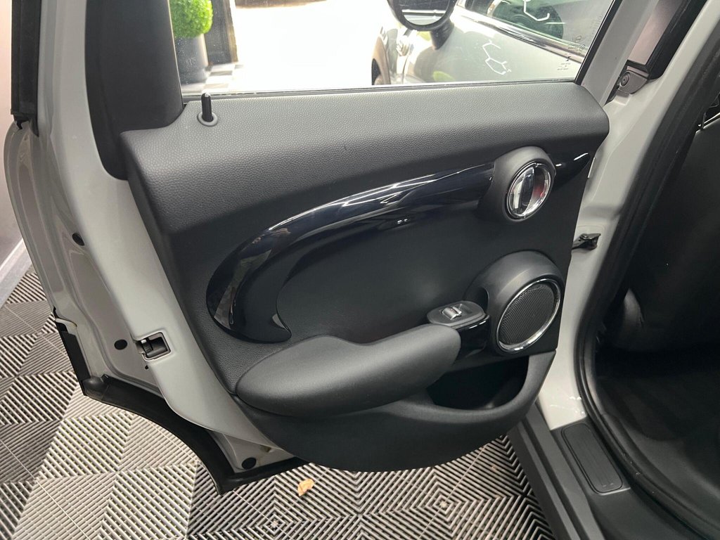 Used MINI Hatch 2020 for sale - 77729901: Photo 44
