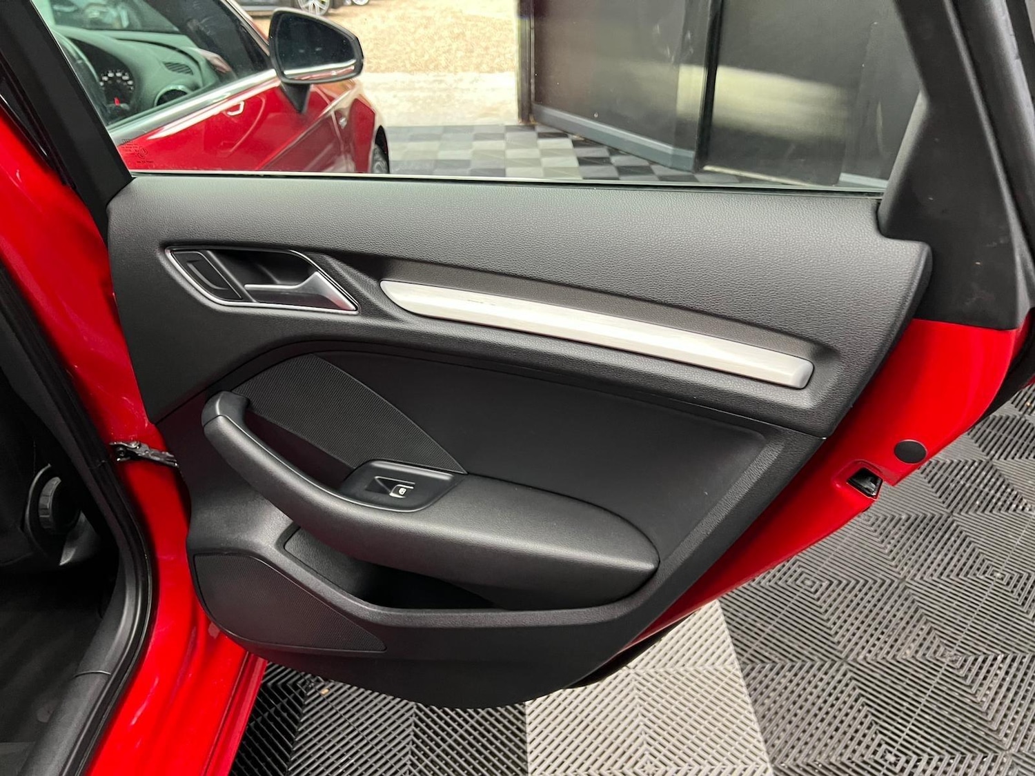 Used Audi A3 2017 for sale - 76823536: Photo 37