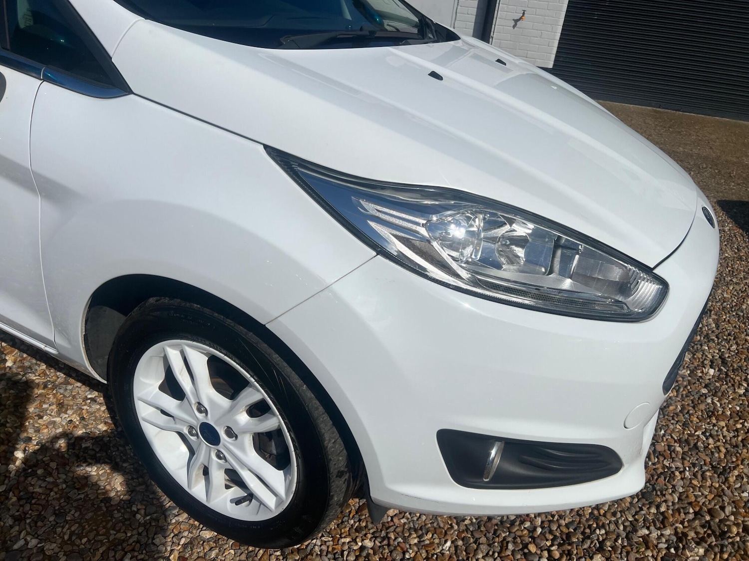 Used Ford Fiesta 2017 for sale - 76647628: Photo 17