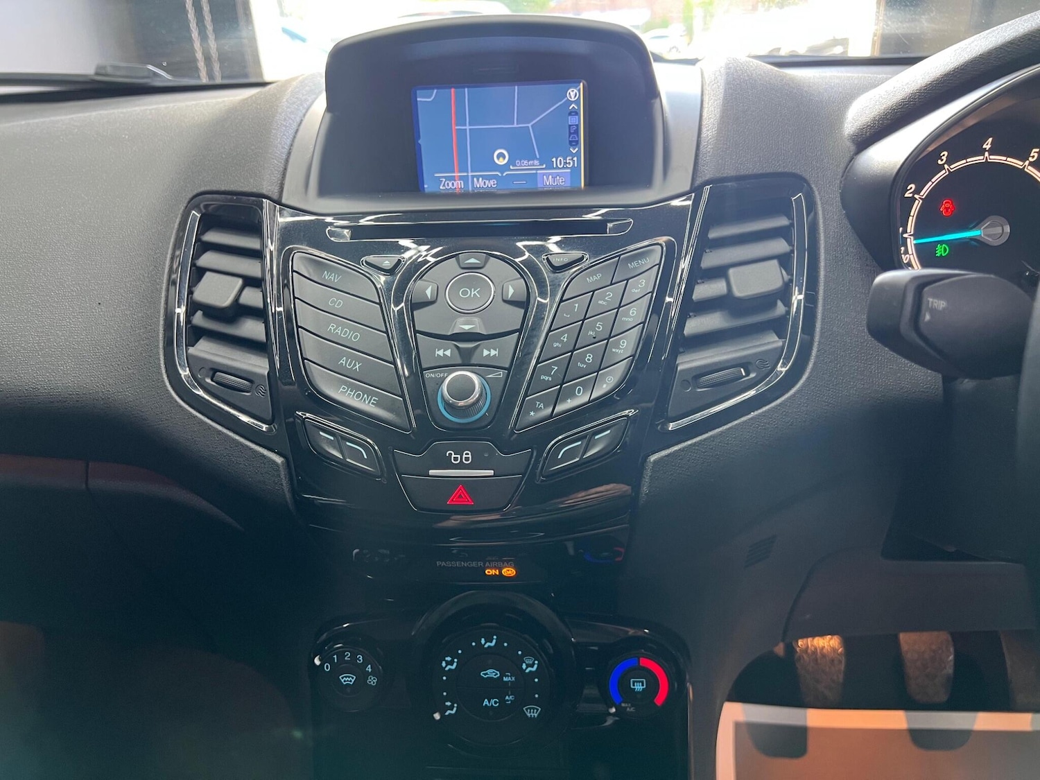 Used Ford Fiesta 2017 for sale - 76647628: Photo 34