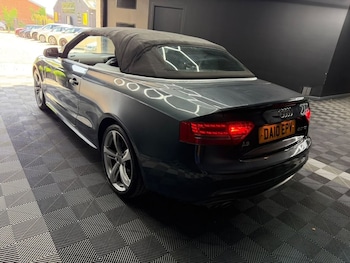 Used Audi A5 Cabriolet 2010 for sale - 79245032: Photo