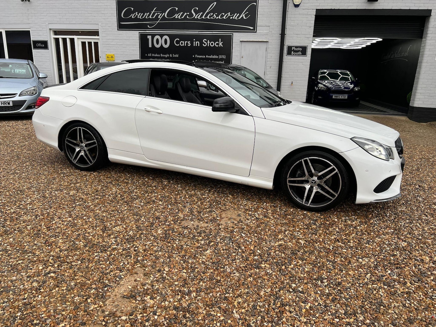 Used Mercedes-Benz E Class for sale - 76926255: Photo 13