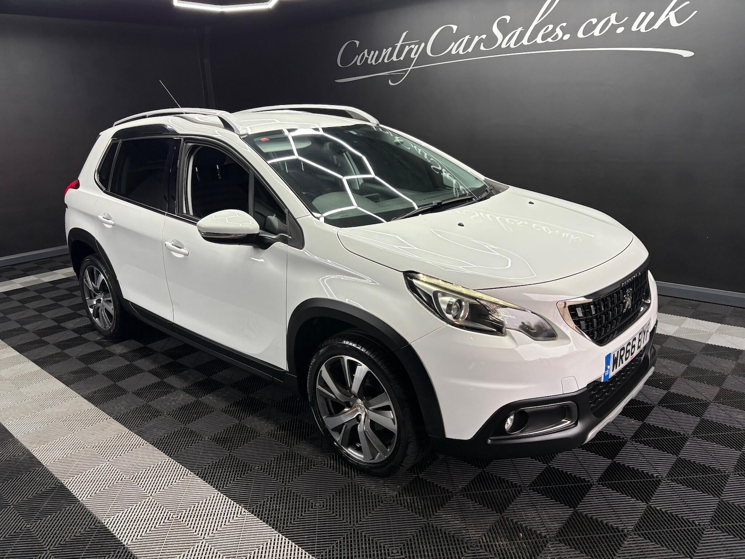 Used Peugeot 2008 2016 for sale - 77120312: Photo 3