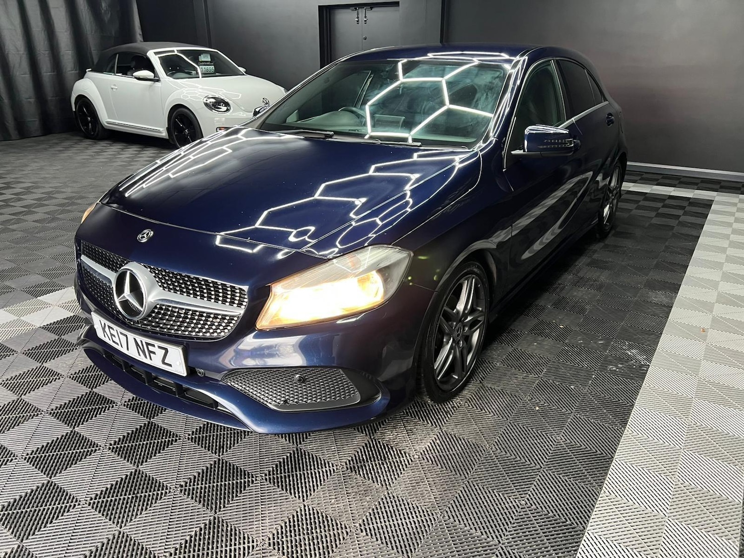 Used Mercedes-Benz A-Class 2017 for sale - 76644716: Photo 11