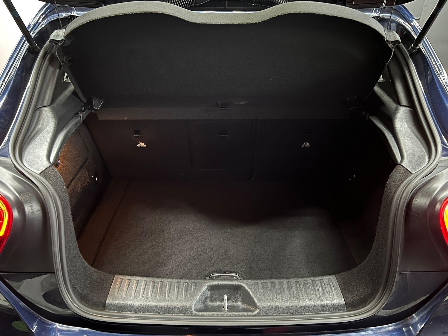 Used Mercedes-Benz A-Class 2017 for sale - 76644716: Photo 22