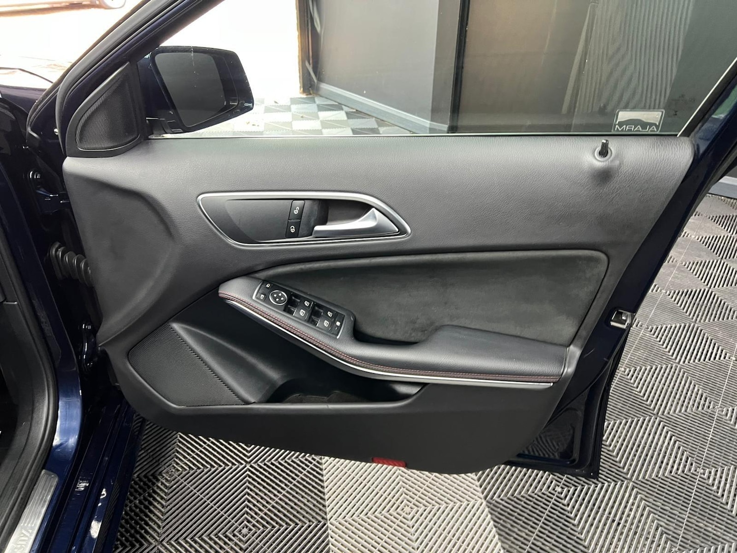 Used Mercedes-Benz A-Class 2017 for sale - 76644716: Photo 25