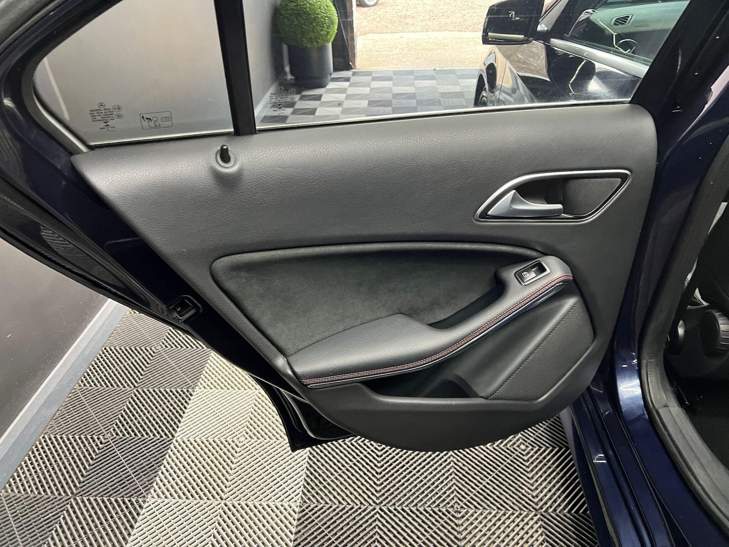 Used Mercedes-Benz A-Class 2017 for sale - 76644716: Photo 26