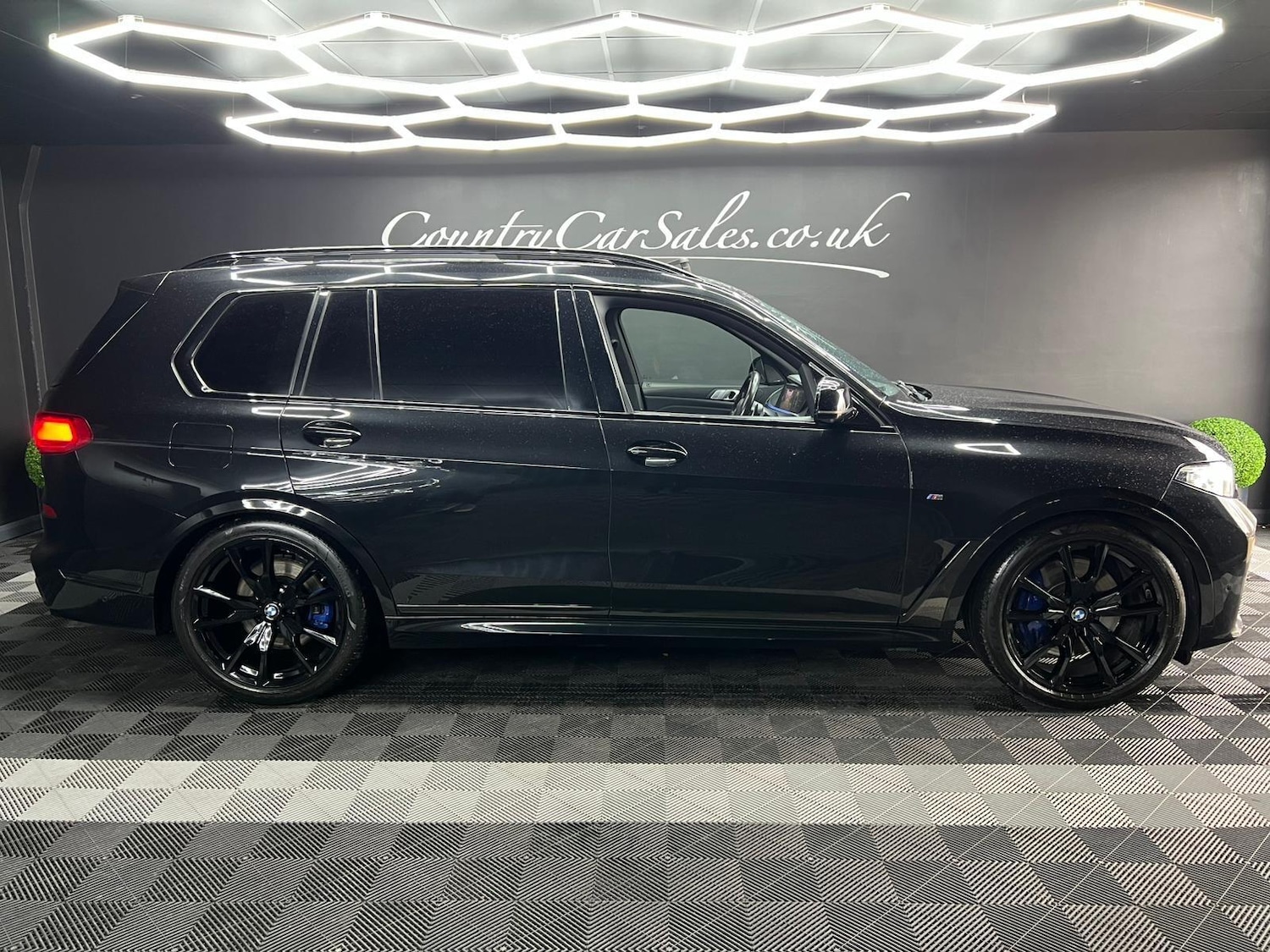 Used BMW X7 2019 for sale - 76647471: Photo 1