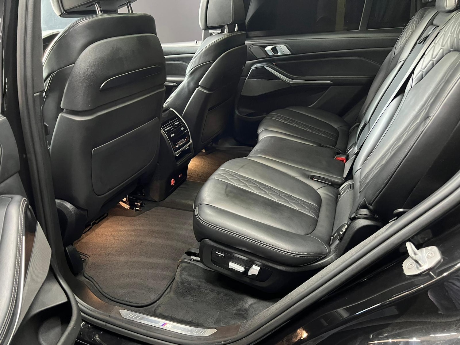 Used BMW X7 2019 for sale - 76647471: Photo 29