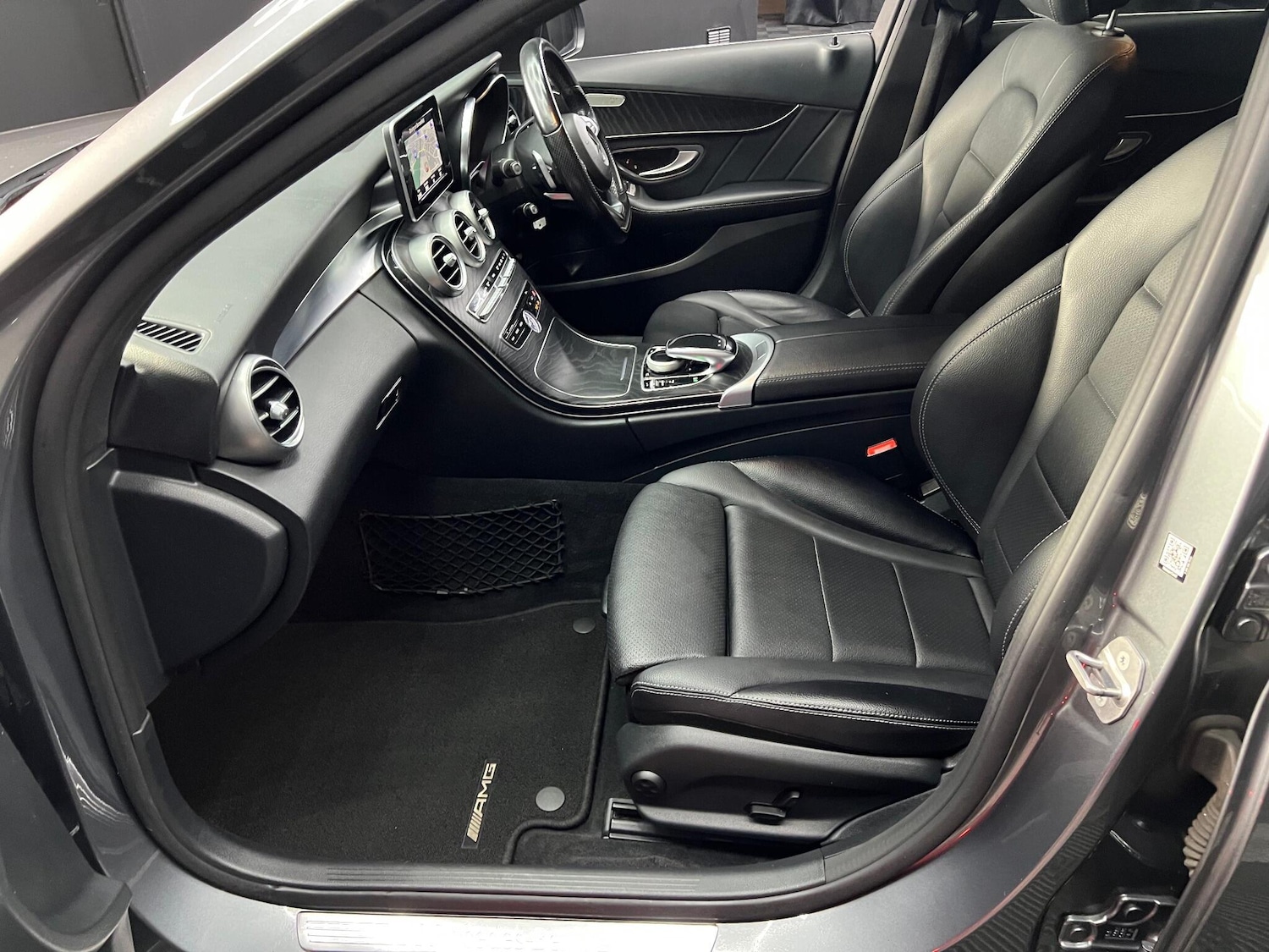 Used Mercedes-Benz C Class 2017 for sale - 76993757: Photo 38