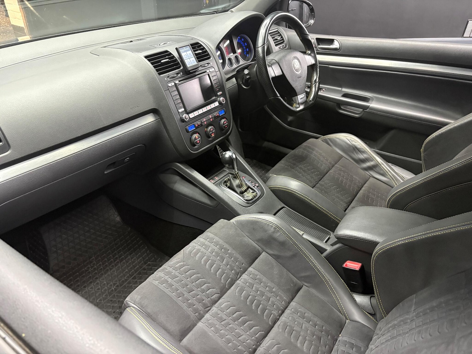 Used Volkswagen Golf 2009 for sale - 76647633: Photo 15