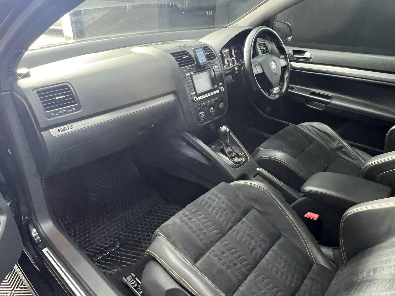 Used Volkswagen Golf 2009 for sale - 76647633: Photo 16