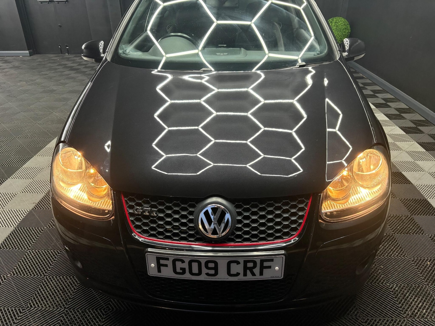 Used Volkswagen Golf 2009 for sale - 76647633: Photo 8