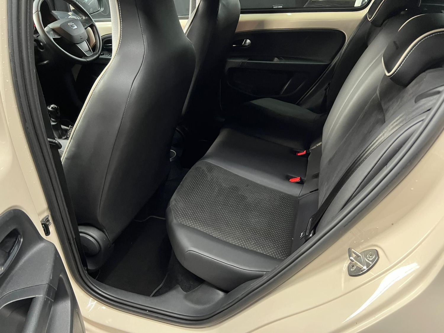 Used SEAT Mii for sale - 76988750: Photo 35