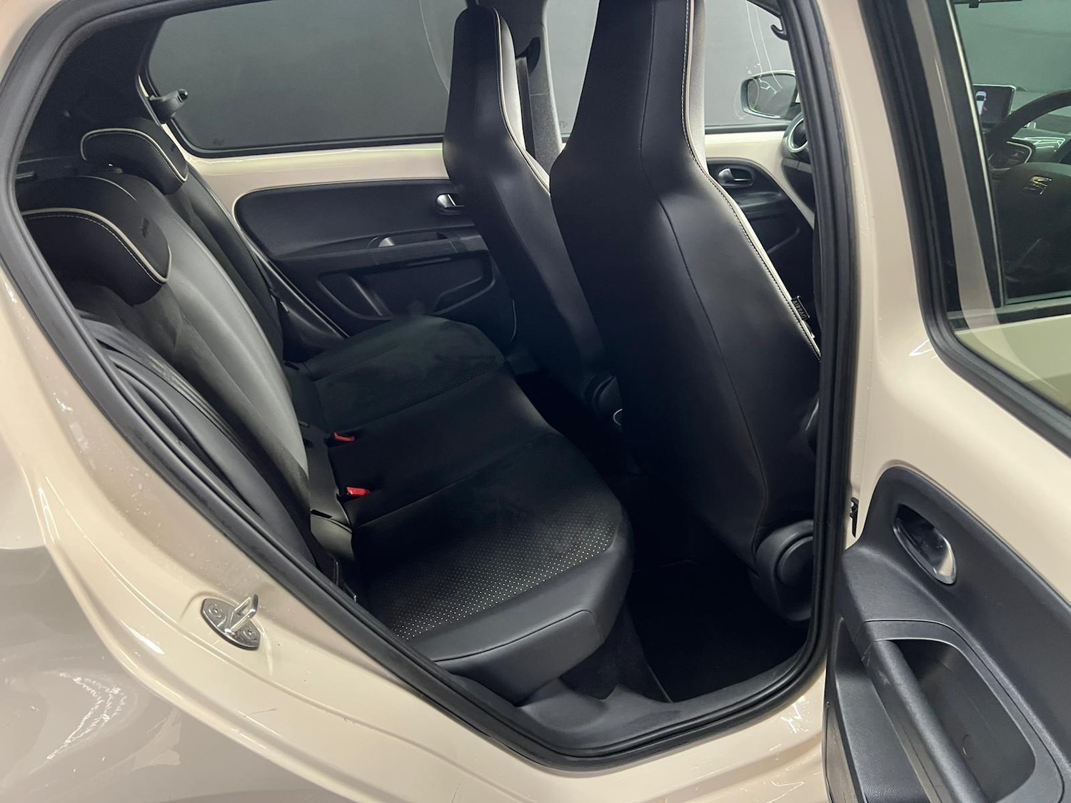 Used SEAT Mii for sale - 76988750: Photo 36