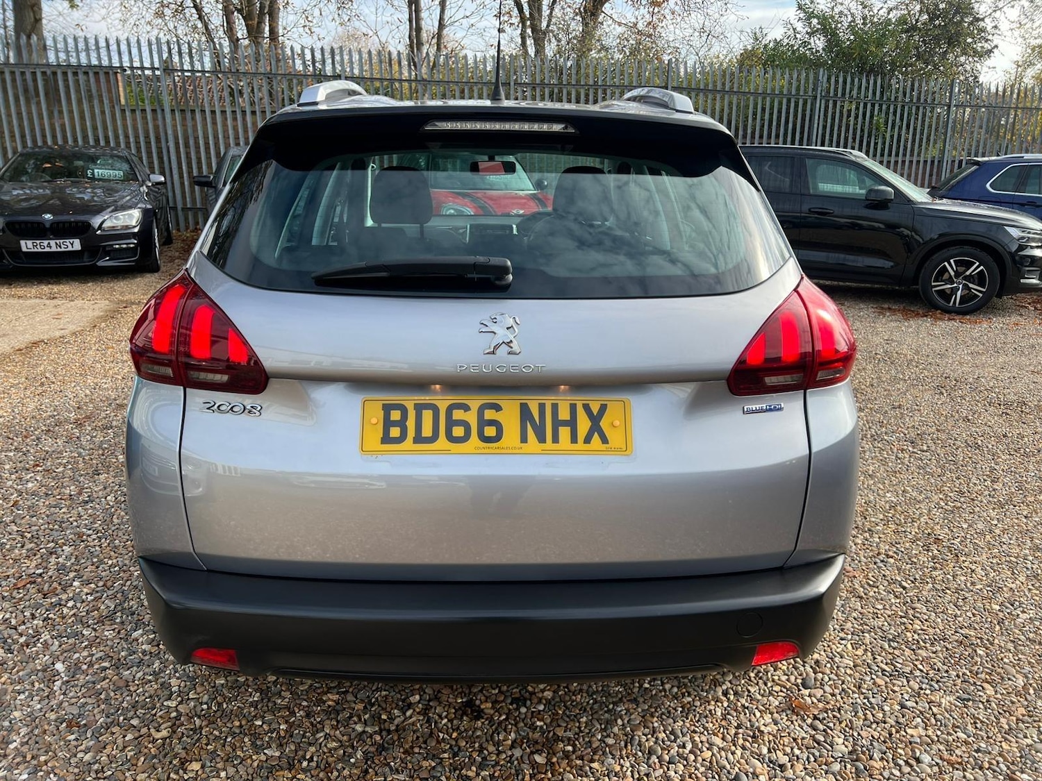 Used Peugeot 2008 2016 for sale - 76996384: Photo 15