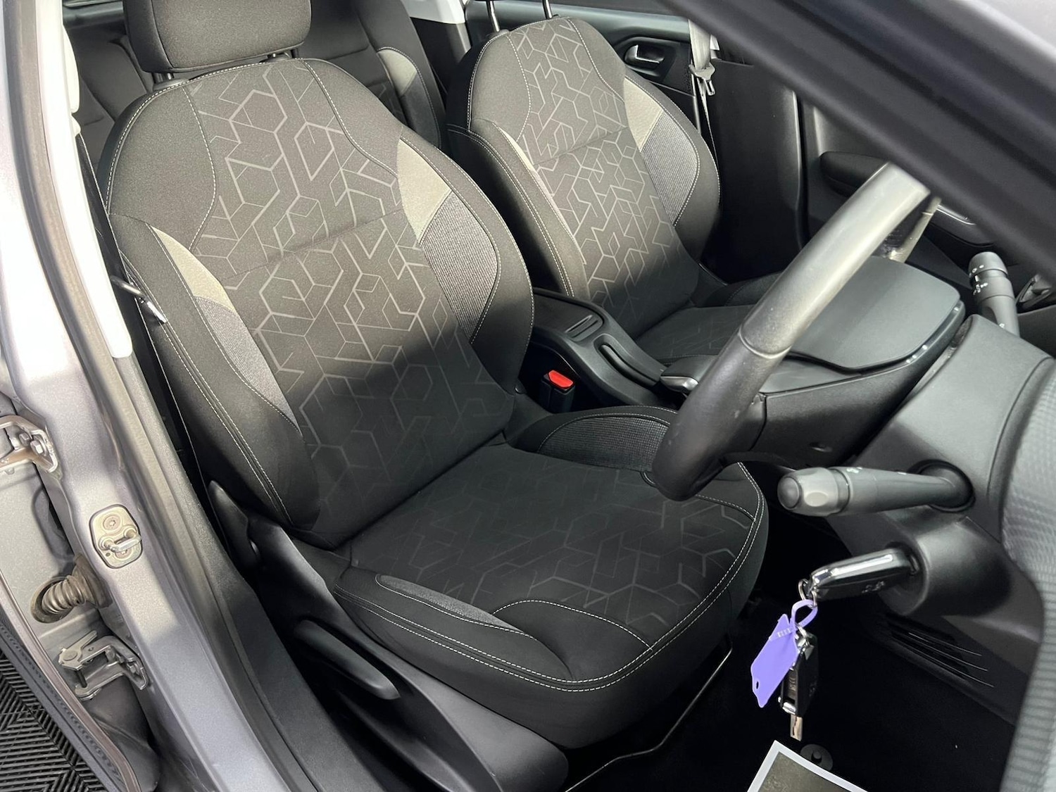 Used Peugeot 2008 2016 for sale - 76996384: Photo 36