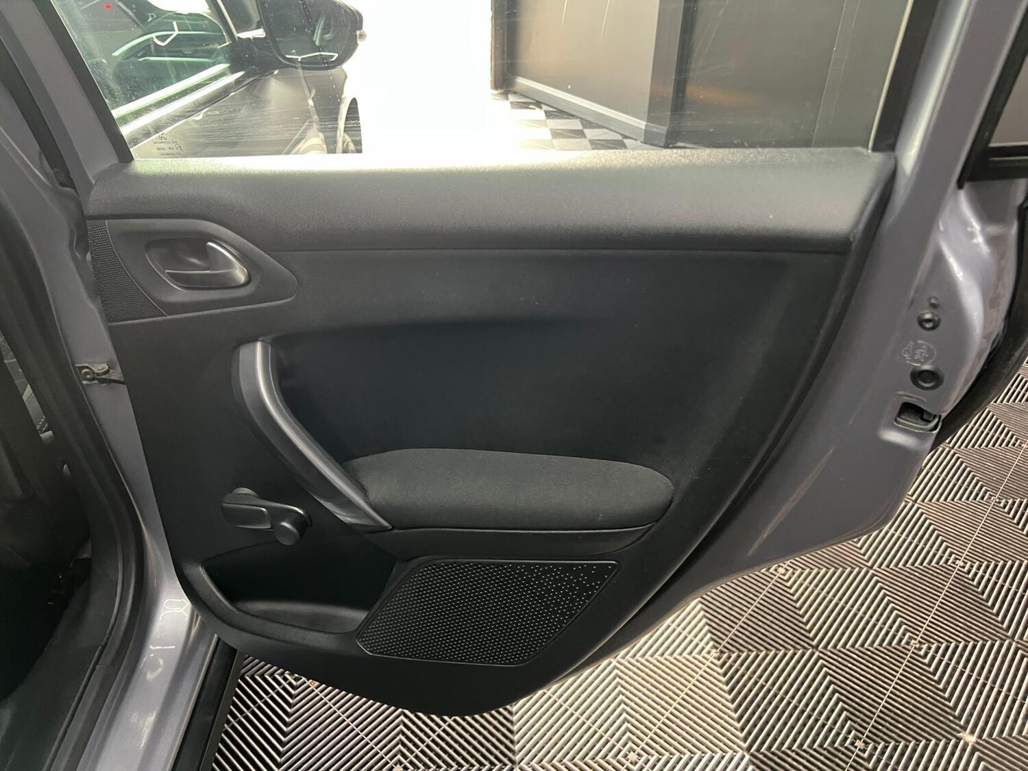 Used Peugeot 2008 2016 for sale - 76996384: Photo 50