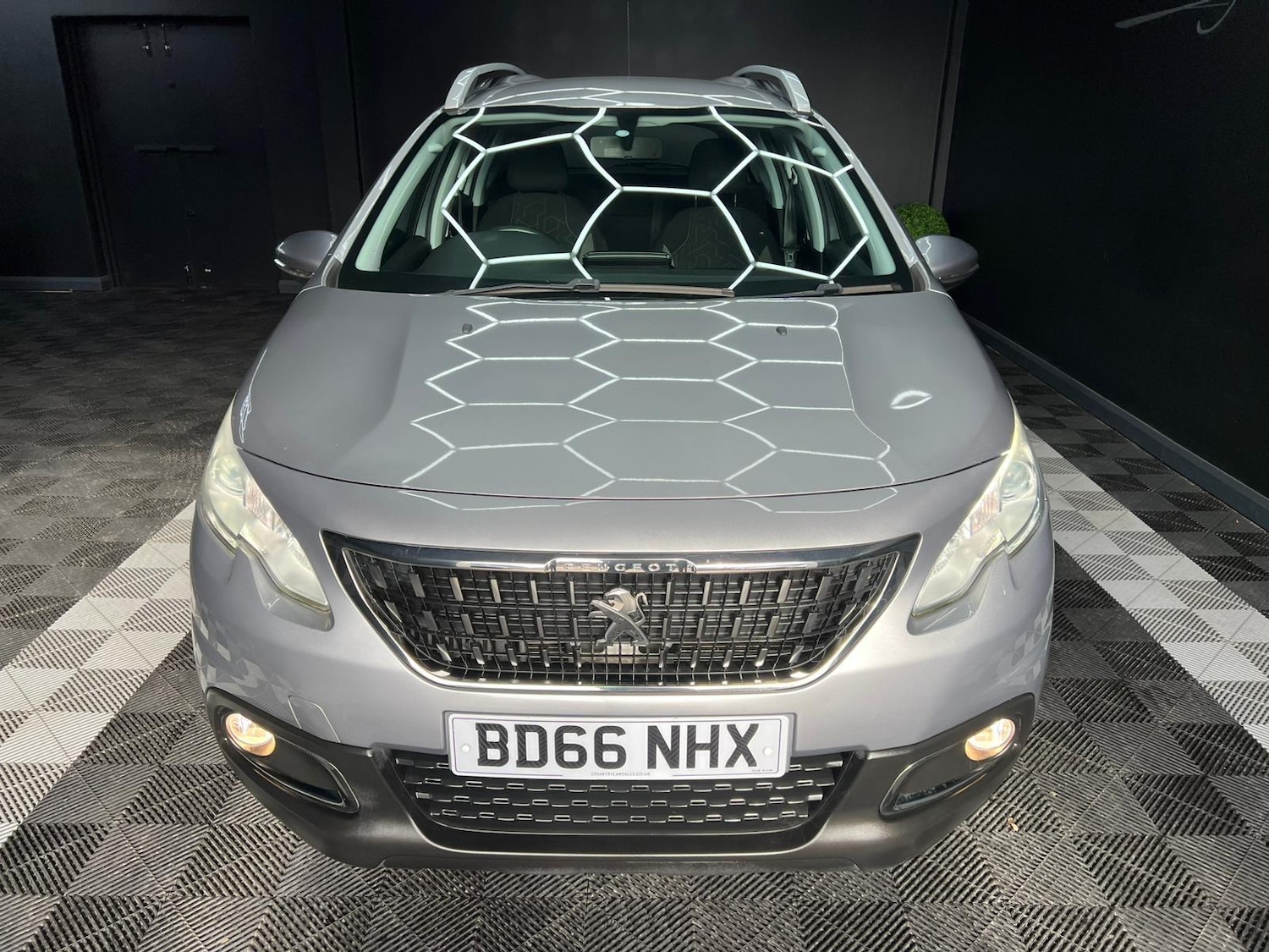 Used Peugeot 2008 2016 for sale - 76996384: Photo 8