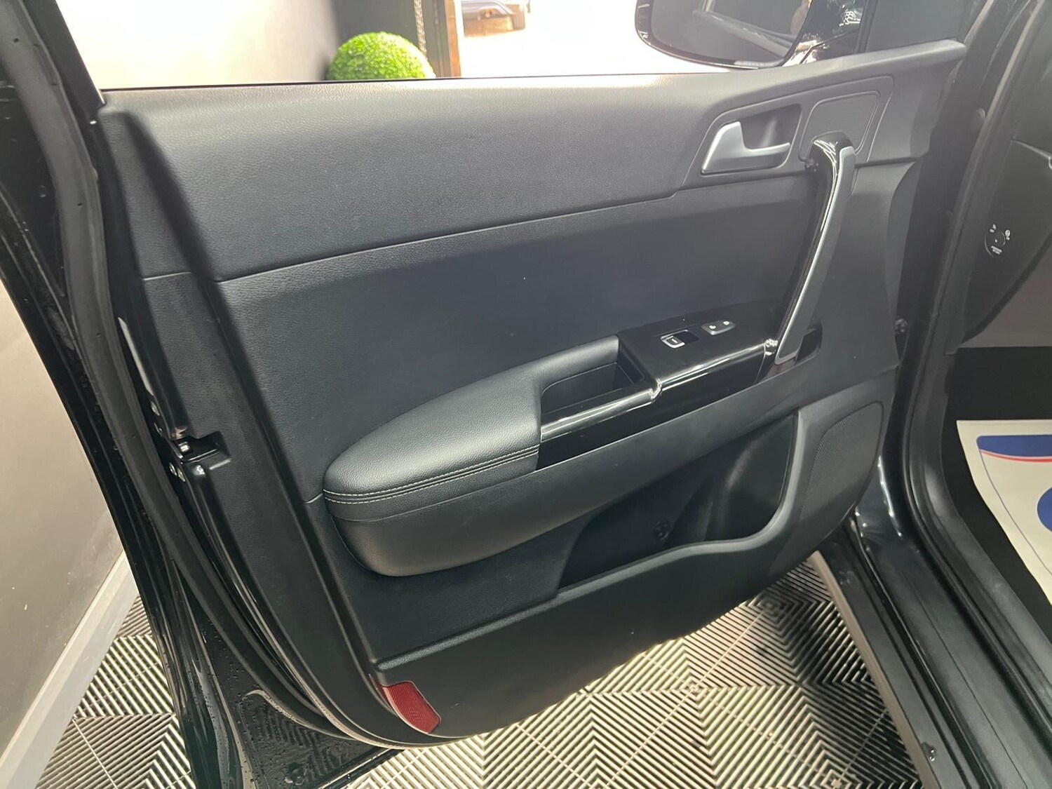 Used Kia Sportage 2019 for sale - 76647630: Photo 36