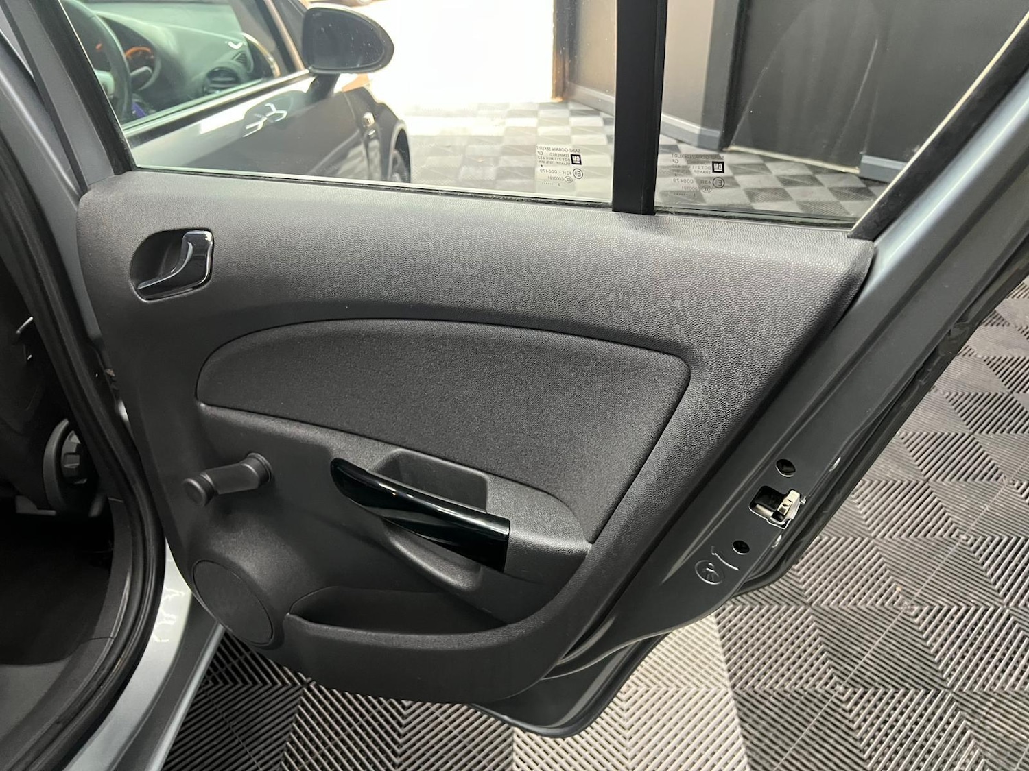 Used Vauxhall Corsa 2013 for sale - 76647445: Photo 43