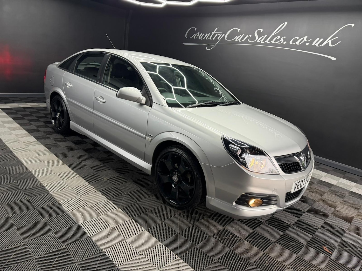 Used Vauxhall Vectra for sale - 77597885: Photo 3