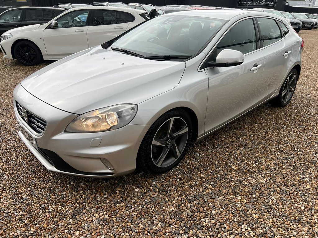 Used Volvo V40 2015 for sale - 77729912: Photo 23