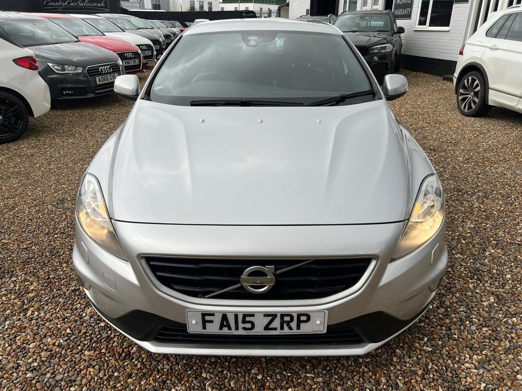 Used Volvo V40 2015 for sale - 77729912: Photo 25